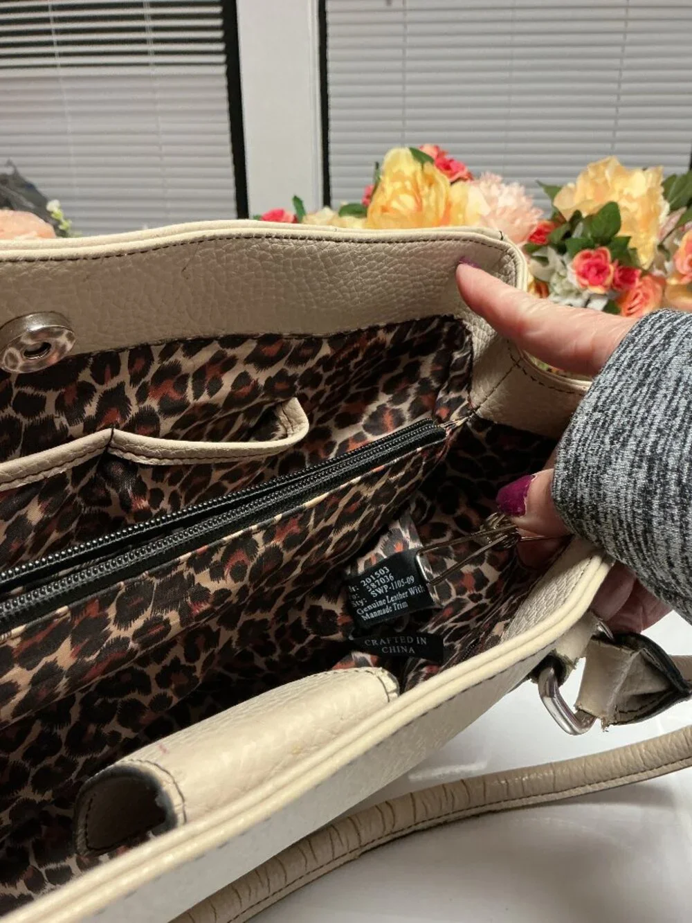 Wilsons Leather Cream Genuine Leather Tote Leopard Lining Shoulder Bag
